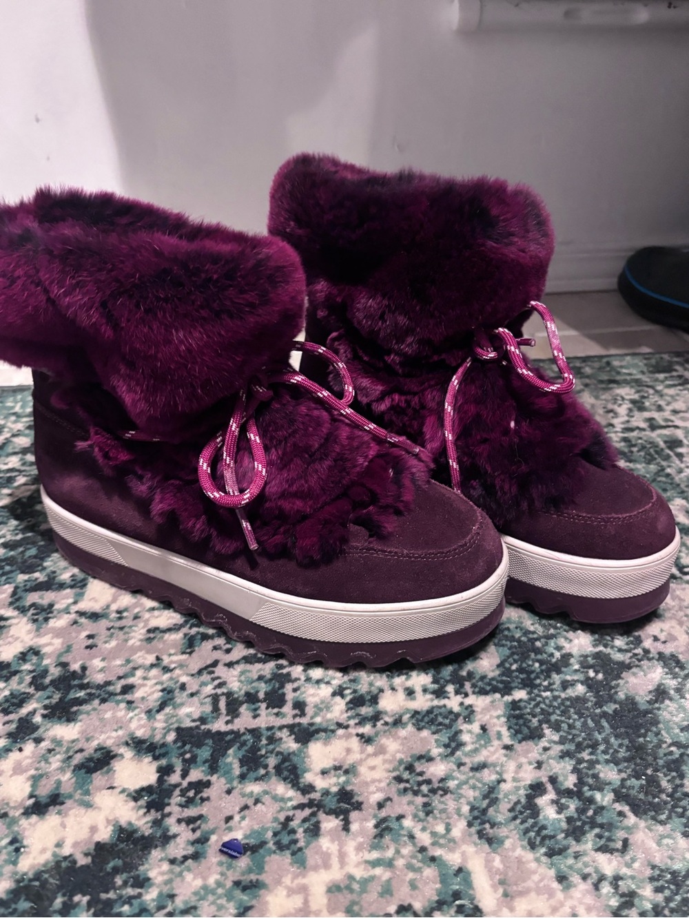 Cougar Plum Faux-Fur Lace-Up Platform Winter Boots